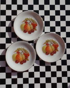 Talerzyk porcelanowy owoce brzoskwinia Seltman Weiden K. Bavaria vintage