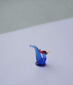 Kogut figurka minaiturka szkło