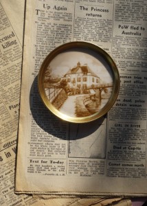 Talerzyk dekoracyjny miniaturka pejzaż sepia vintage