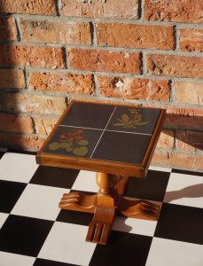 Stolik kwietnik nasturcja vintage