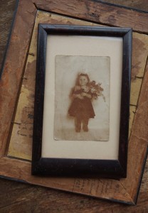 Stara ramka fotografia zdjęcie dziewczynki vintage