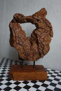 Rzeźba naturalna drewno vintage