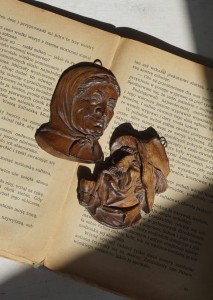Babcia i dziadek płaskorzeźby vintage