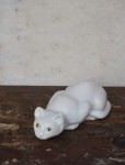 Kot figura biały czający się vintage