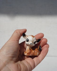 Rezerwacja Sarna sarenka Bambi figurka miniaturka