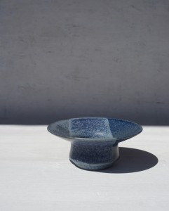Świecznik ceramiczny niebieski vintage